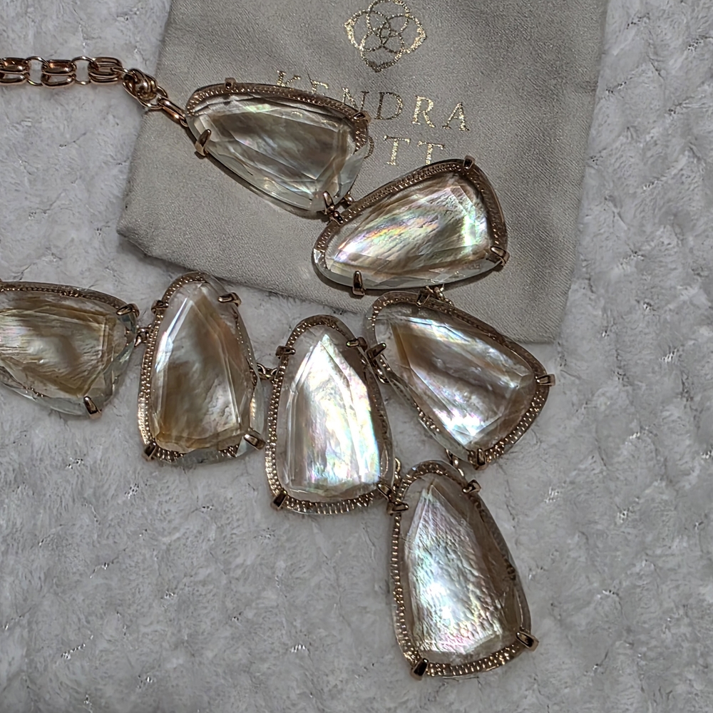 Champagne Mother of Pearl and Rose Gold Harlow Necklace